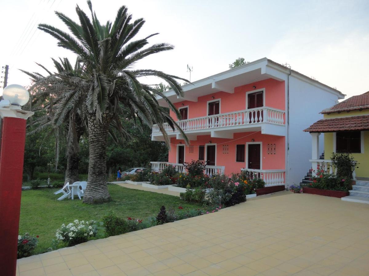 Virginia Apartments Vitaládes Dış mekan fotoğraf