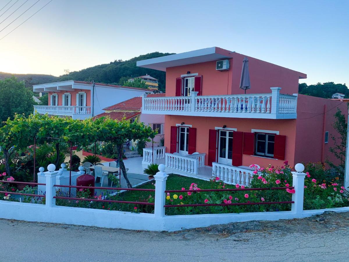 Virginia Apartments Vitaládes Dış mekan fotoğraf